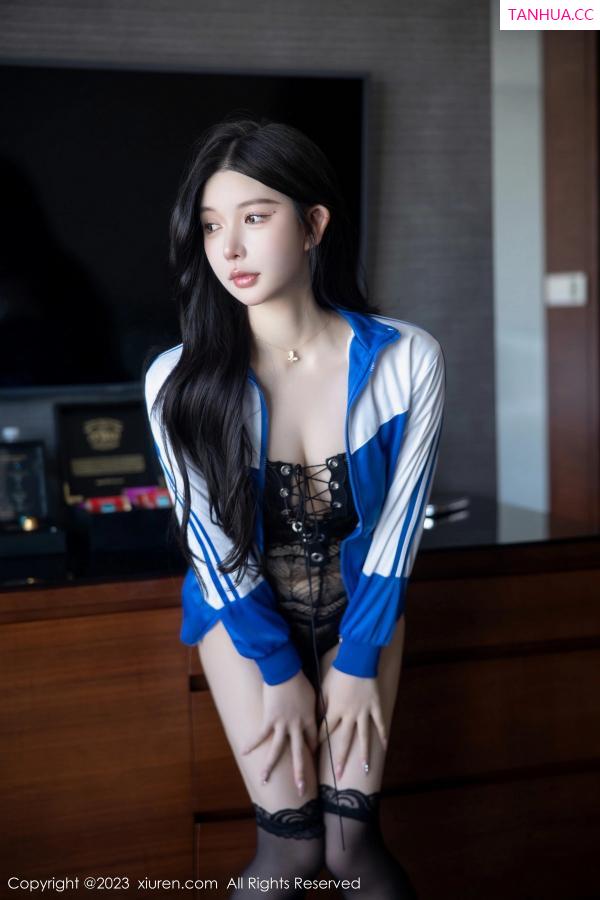   [XiuRen]高清写真图 2023.04.28 No.6660 林珊珊 运动服美腿第32张图片